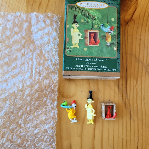 Dr. Seuss Vintage Hallmark Ornaments, set of 2 - Picture 6 of 7